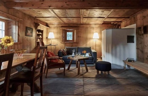 Bregaglia House | Casa Palü - Foundation Holidays in a listed building