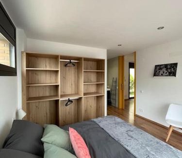 Berga House | Casa para 8 personas en Berga - ALBERGA