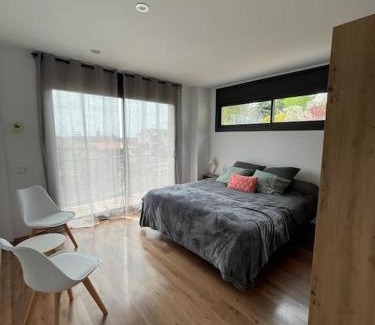 Berga House | Casa para 8 personas en Berga - ALBERGA