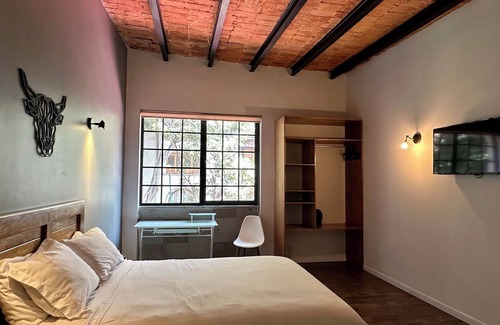 Zona Rosa Hotel | Casa Raffaello CAPRI Private Room #1