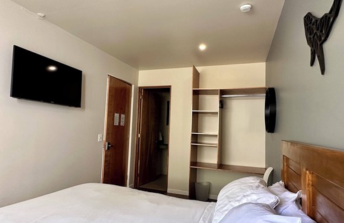 Colonia Cuauhtemoc Hotel | Casa Raffaello MONZA Private Room #5