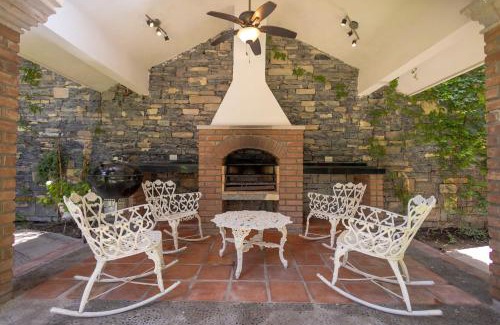 Parras de la Fuente Villa | Casa Rincón by Lumina