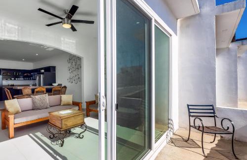 La Paloma House | Casa Roble 24 - Playa Arcangel