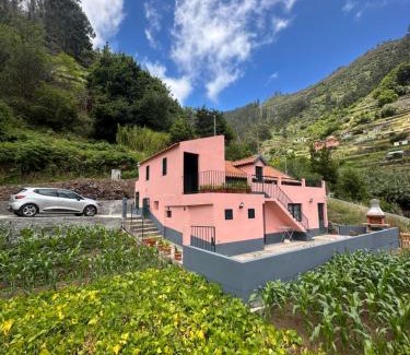 Ribeira Brava House | Casa Rosa