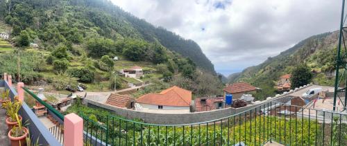 Ribeira Brava House | Casa Rosa