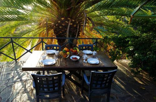 Lomito Fragoso y Honduras Ski Chalet | CASA RURAL LOS FRONTONES