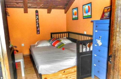 Peralejos de las Truchas House | Casa Rural " LA PARRA"