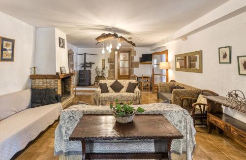 Santa Coloma de Farners House | Casa Rural Can Miquel