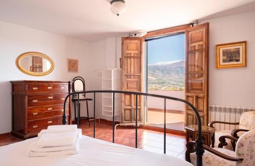 Padul Villa | Casa rural Buenos Días con piscina, barbaco y chimenea