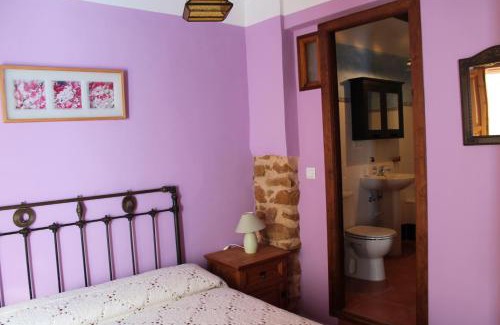 Benissili House | Casa Rural Ca Ferminet & Cabañas de montaña La Garriga