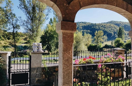 Buron House | Casa Rural El Puente
