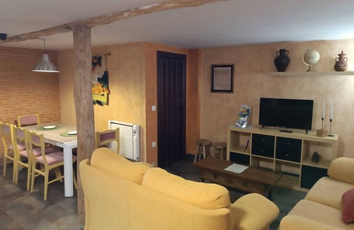 Huermeces del Cerro House | CASA RURAL LA CORNEJA