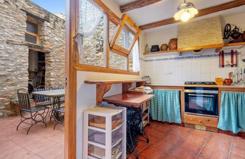 Masdenverge House | Casa Rural Masdenverge