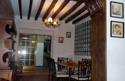 Mota del Cuervo House | Casa Rural Santa Rita