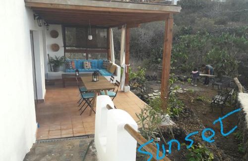 Mocanal House | Casa Rural SUNSET