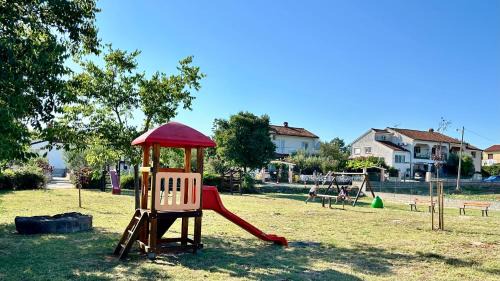 Buici Apartment | Casa Rustica