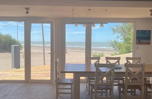 Monte Hermoso House | Casa sobre la playa