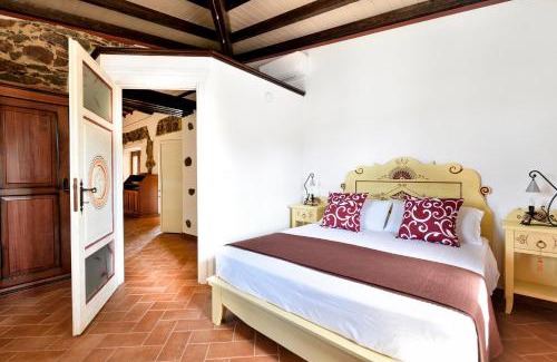 Dorgali House | Casa sul Lago cedrino private pool