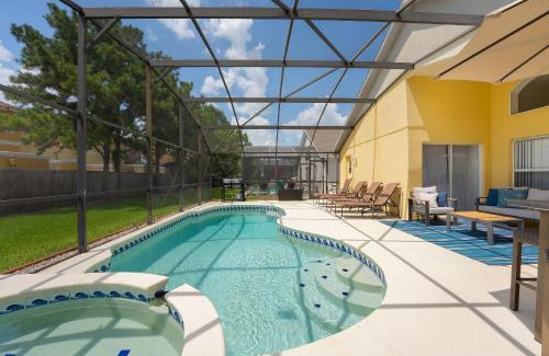 Lake Berkley House | Casa térrea c/piscina e 2 suítes, sem carpete