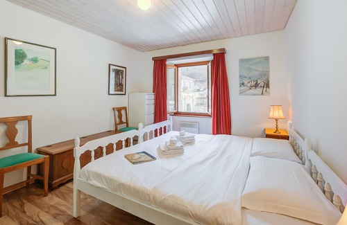 Foroglio Apartment | Casa Traversi, Cevio, Vallemaggia, Switzerland