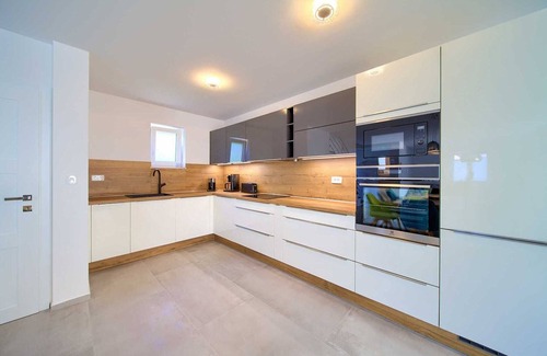 Rasopasno Villa | Casa Ulika with barrier-free ground floor and heated pool