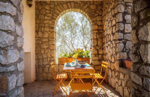 Sant'Agata sui Due Golfi Apartment | Casa Valeria in the countryside