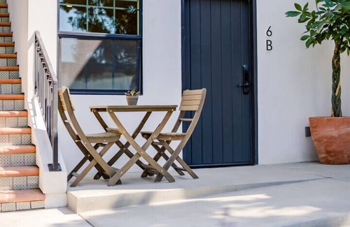 Upper East Apartment | Casa Valerio Unit 6B-Boutique Suite in Downtown Santa Barbara