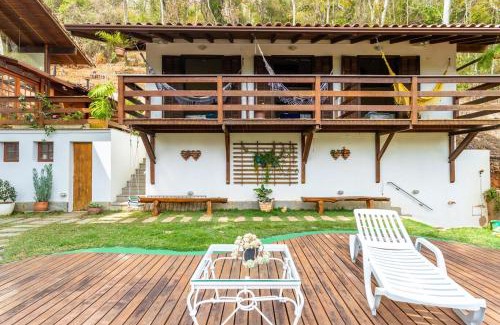 Araras House | CASA VALLE Fogao a Lenha Vale das Videiras ARARAS