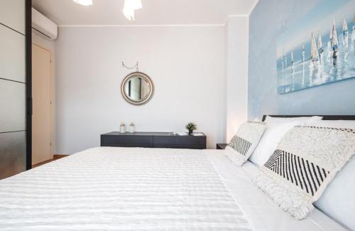 Cattolica Apartment | Casa vicino al mare con garage e terrazza