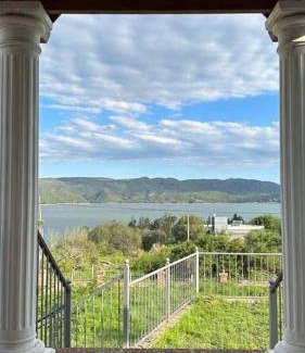 Villa Parque Siquiman House | Casa vista panorámica al lago