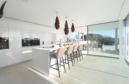 Cabo Roche Villa | Casa Wahi hau Oli-Super luxury villa very close to the beach