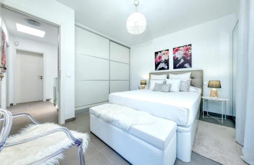 Arrecife House | Casa Yus