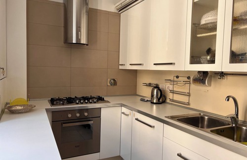 Marsala Apartment | Casa ZAZZA - Cozy apartment in the heart of San Lorenzo in Rome