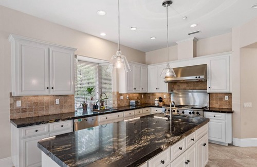 Poway House | CasaAzul Private San Diego Villa/Pool/Spa/LuxCabana!