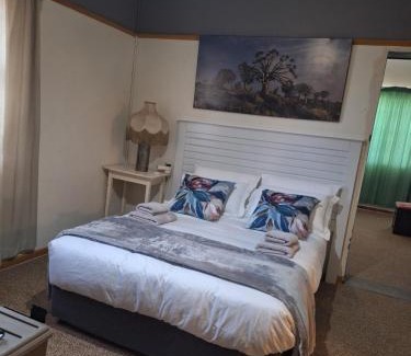 Hantam Apartment | Casablanca Overnight Accommodation and Camping