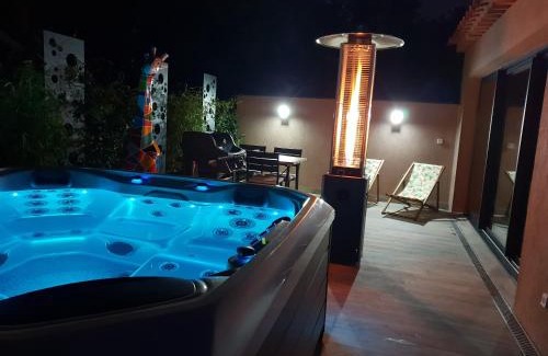 Les Michels Cabin | CasaCosy