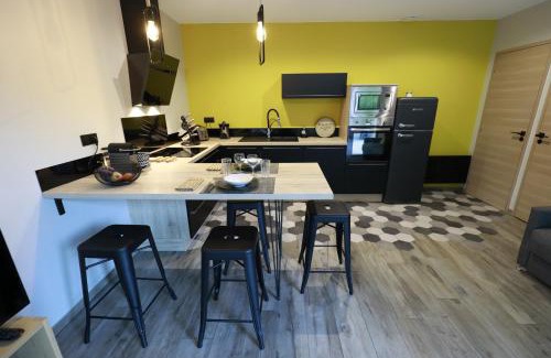 Les Michels Cabin | CasaCosy