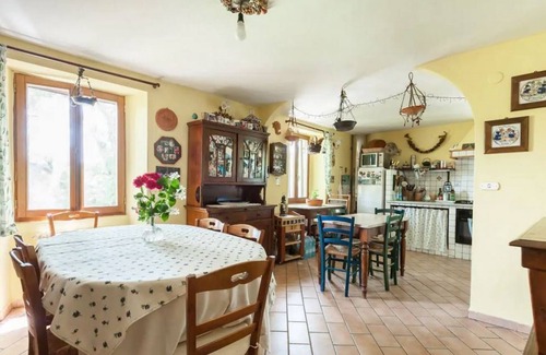 Gubbio Villa | Casale Gli Angeli-Villa with garden and parking!