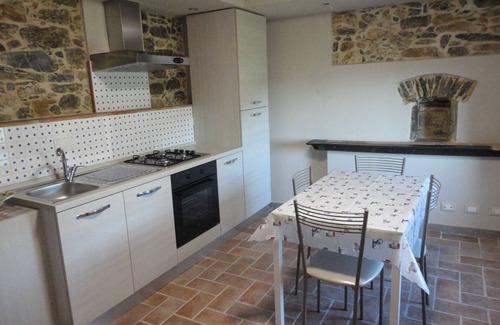 Castelnuovo Magra Apartment | CASALE IN SASSO AMONG LIGURIA AND TUSCANY, CASA DELL 'ANGELO (Apartment 1/3)