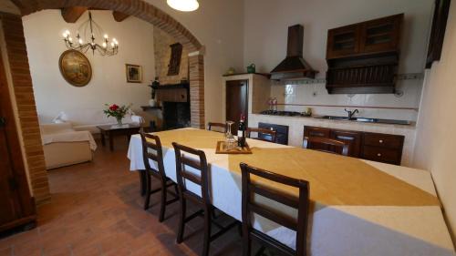 San Feliciano House | Casale sul Lago Trasimeno