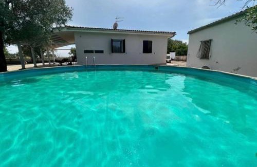 Villa Castelli House | CasaMè - Villa Castelli