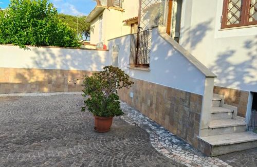 Naples Apartment | casaros