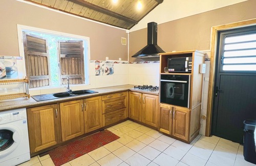 Carosse Villa | Case Noalys, 3 Chambres Climatisées, Piscine Chauffée, Saint Gilles les Bains