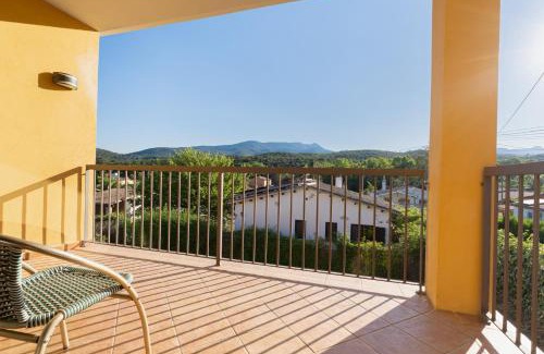 Macanet de Cabrenys House | Caserna 13 - Moderna Casa de Pueblo en Maçanet