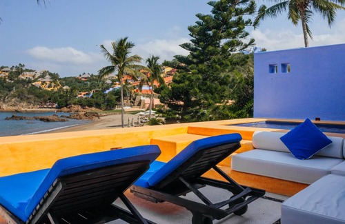 Costa Careyes House | Casita 302 | Beachfront & jacuzzi