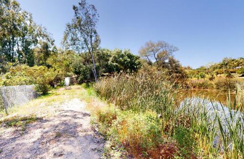Fallbrook House | Casita de la Maracuyá & Tierra De La Maracuyá