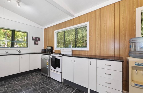 Okere Falls Cottage | Casita - Okere Falls Holiday Home