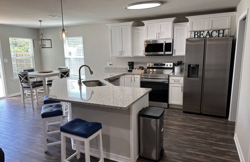 Ensley House | Casita Pacifica! By Pasific Sunshine Enterprises!