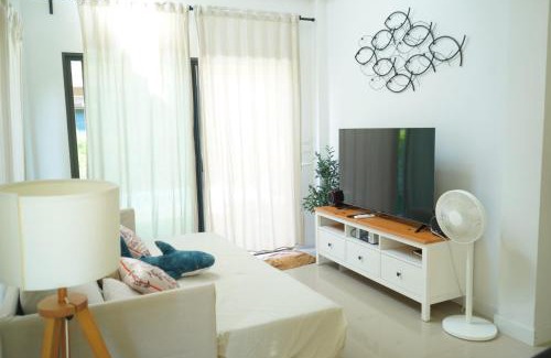 Cha-am Villa | Castello Di Mare