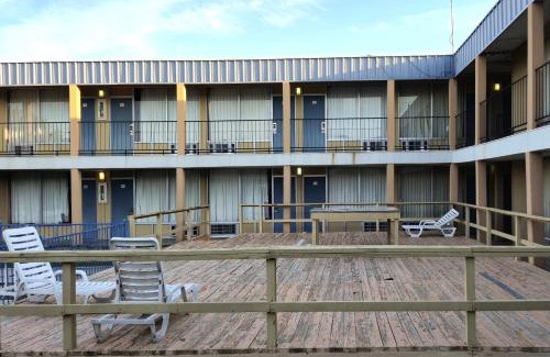 Lawton Hotel | Castle inn & suites by OYO Lawton